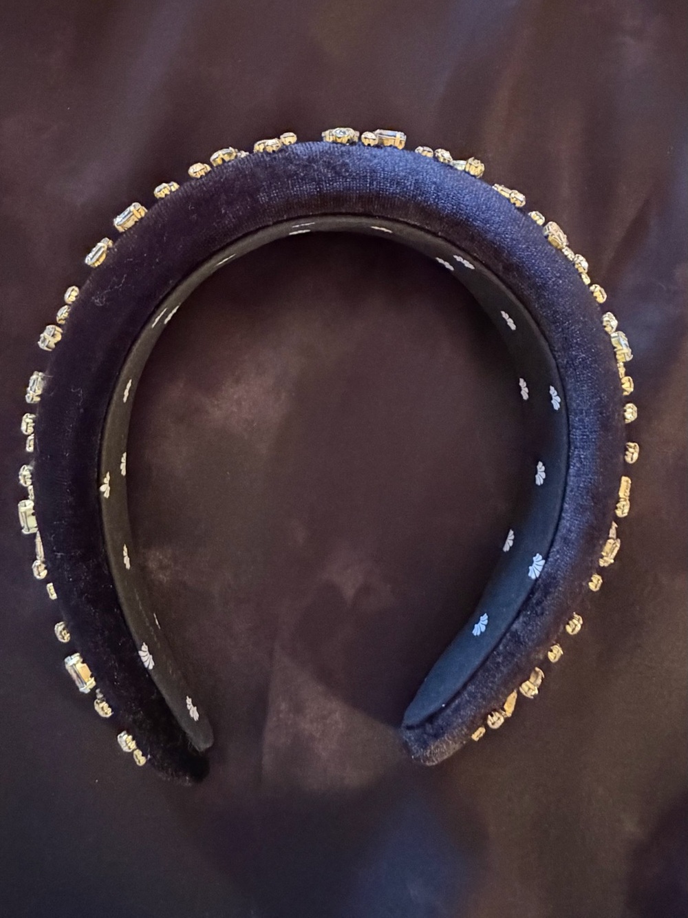 LELE SADOUGHI black velvet headband with gold mountings & clear crystals